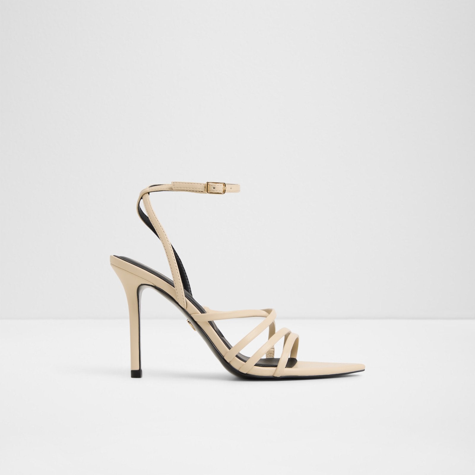 Solania / Heeled Sandals