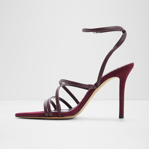 Solania / Heeled Sandals
