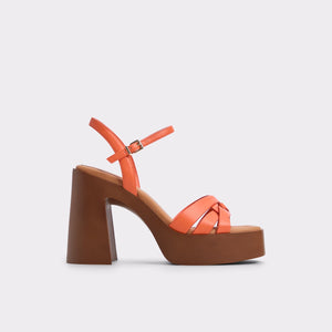 Solenia / Heeled Sandals