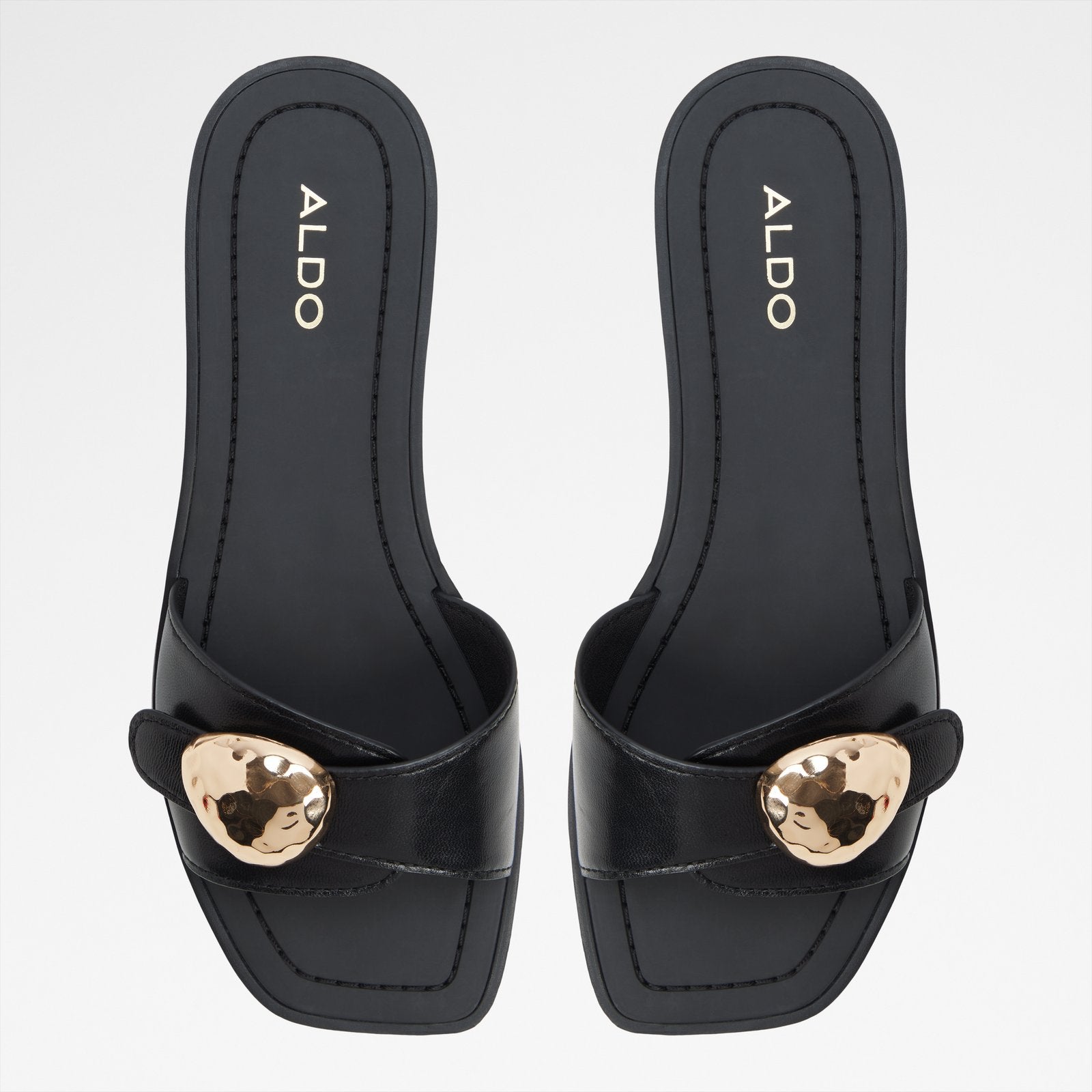 Somer / Flat Sandals