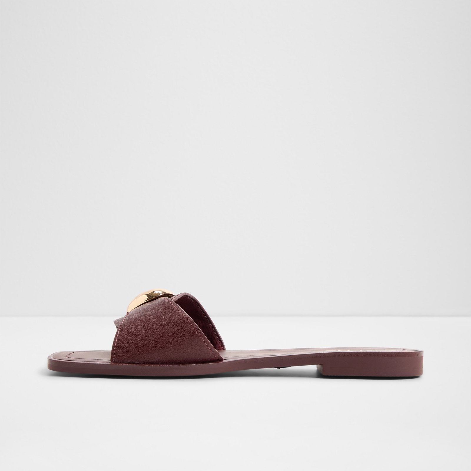 Somer / Flat Sandals