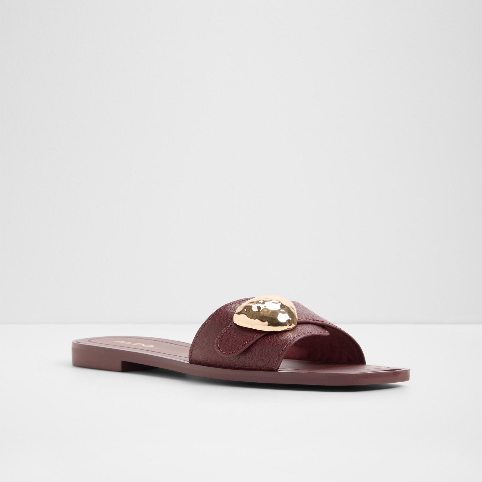 Somer / Flat Sandals