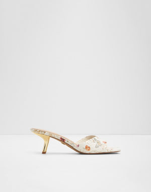 Sophistication / Heeled Sandals