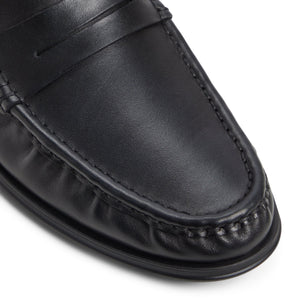 Speakeasy / Loafers