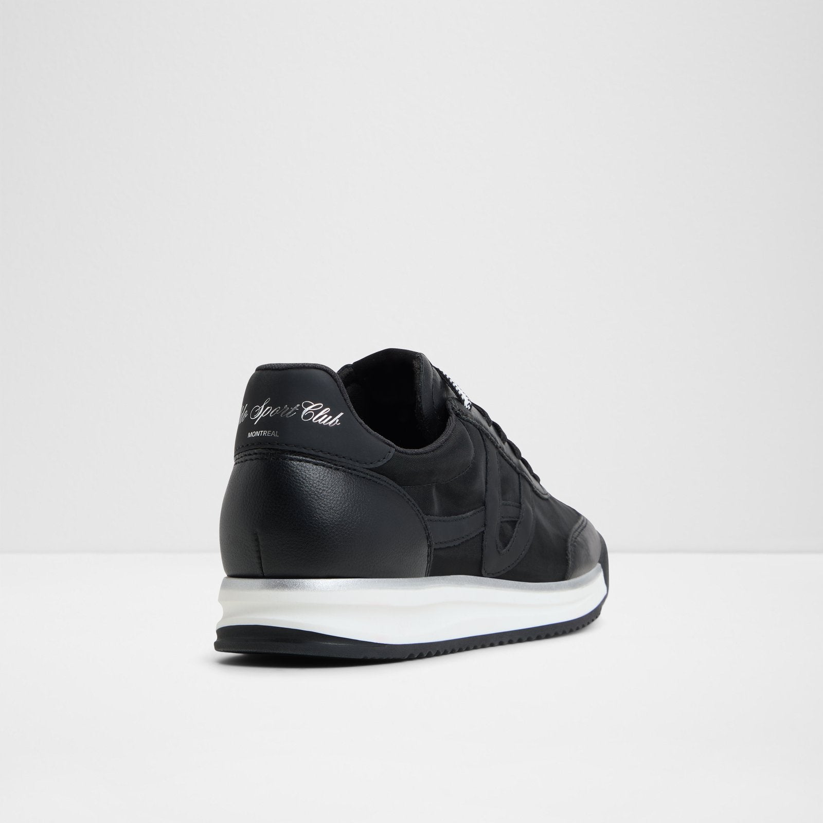 Stepcount / Sneakers