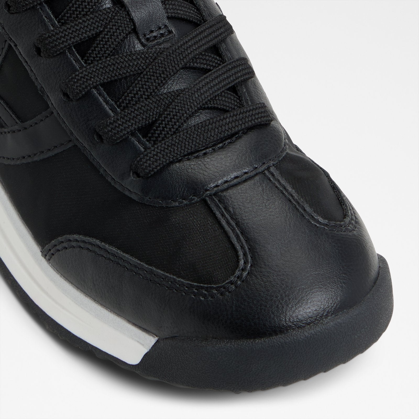 Stepcount / Sneakers