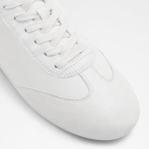 Swiftlyy / Sneakers