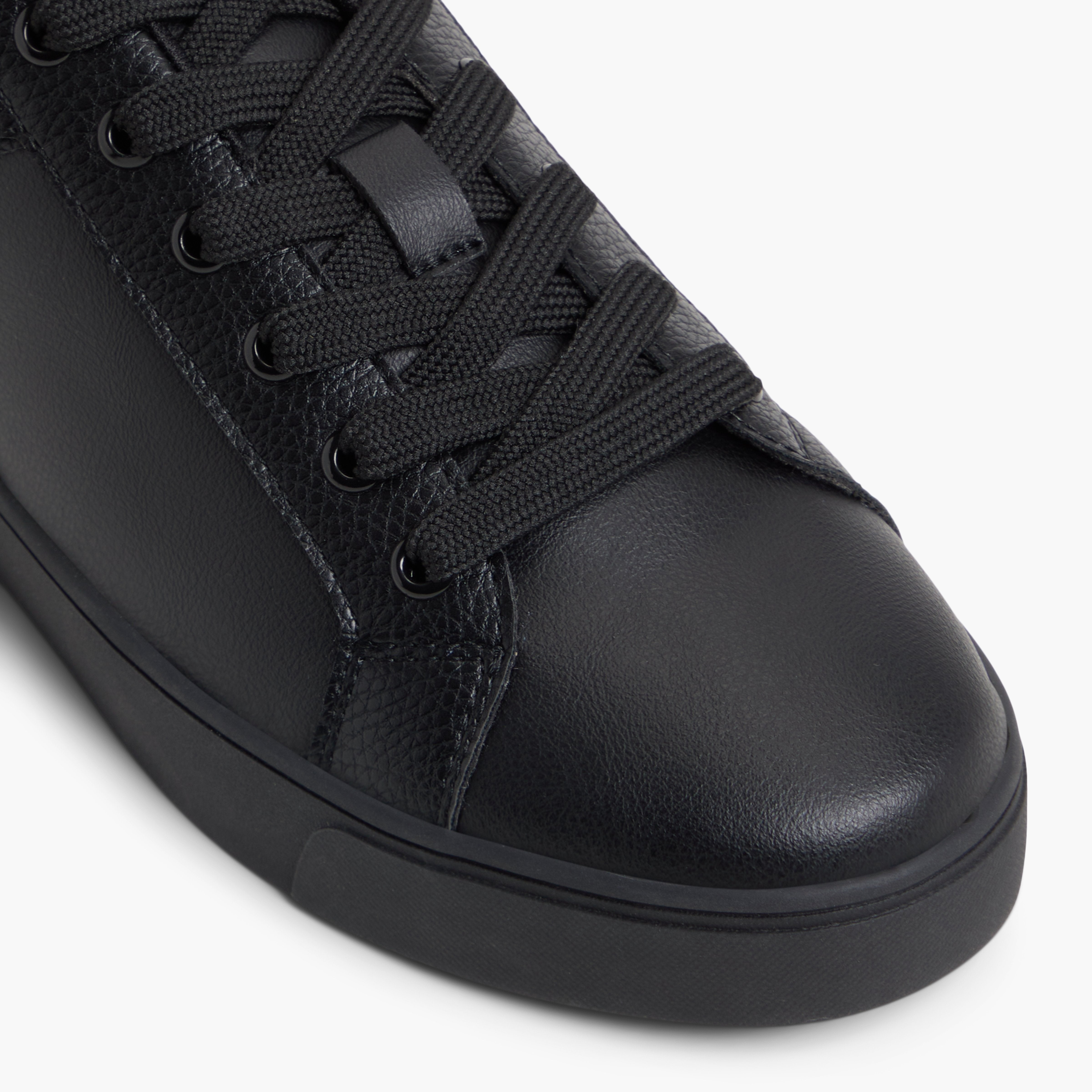 Tarynn \ Sneakers