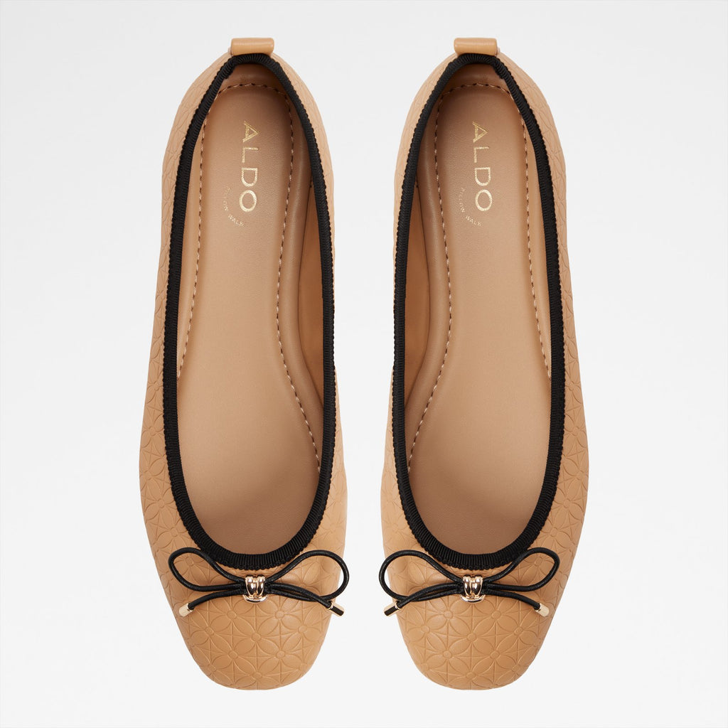 Taylynn / Ballerinas & Mary Janes