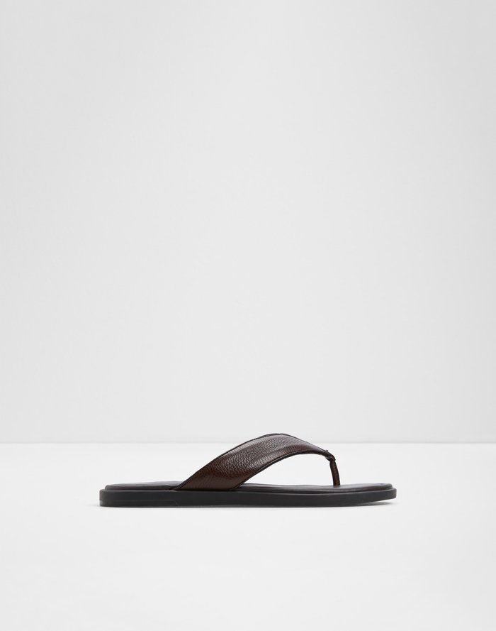Tazzo / Flat Sandals