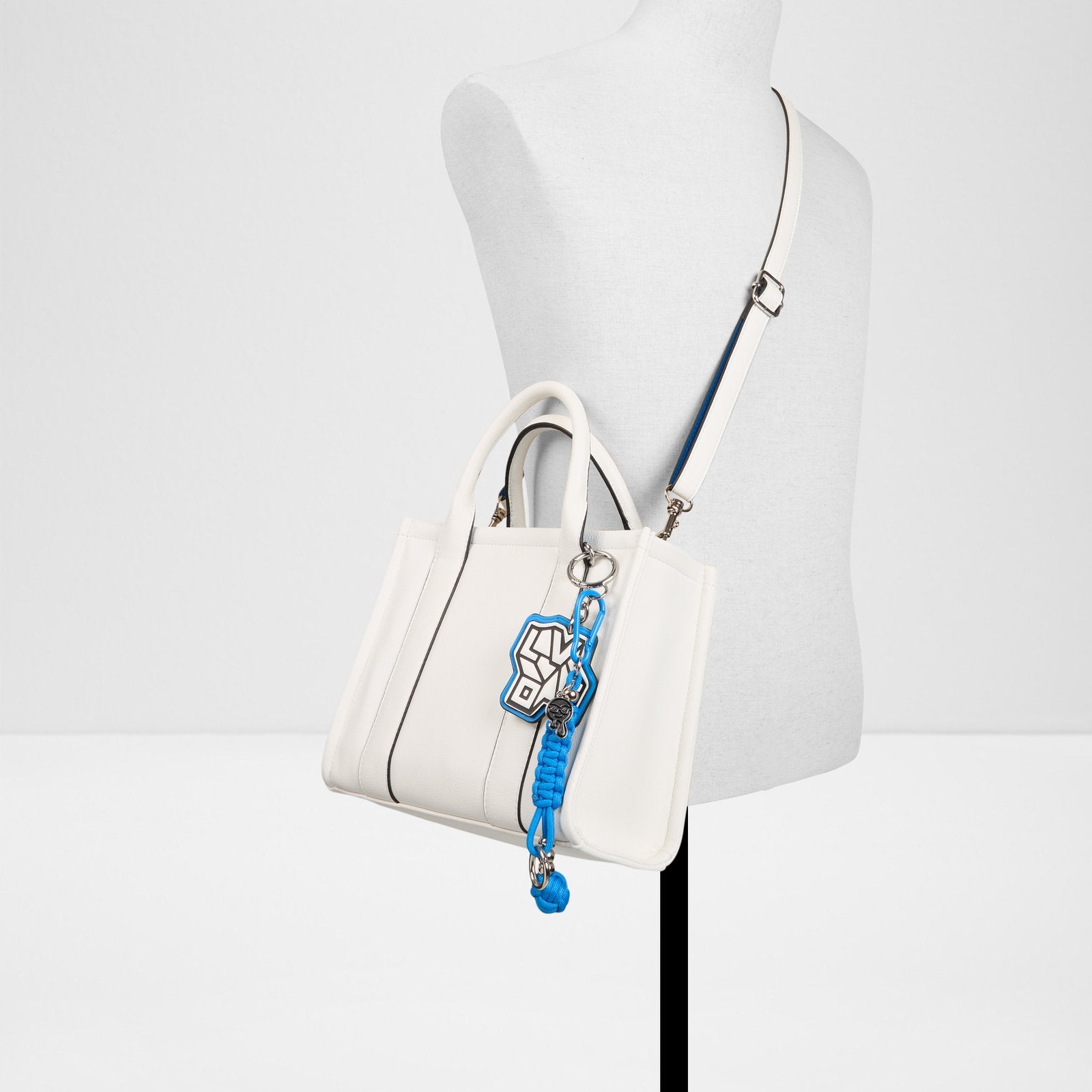 Tgoodman04 / Satchel