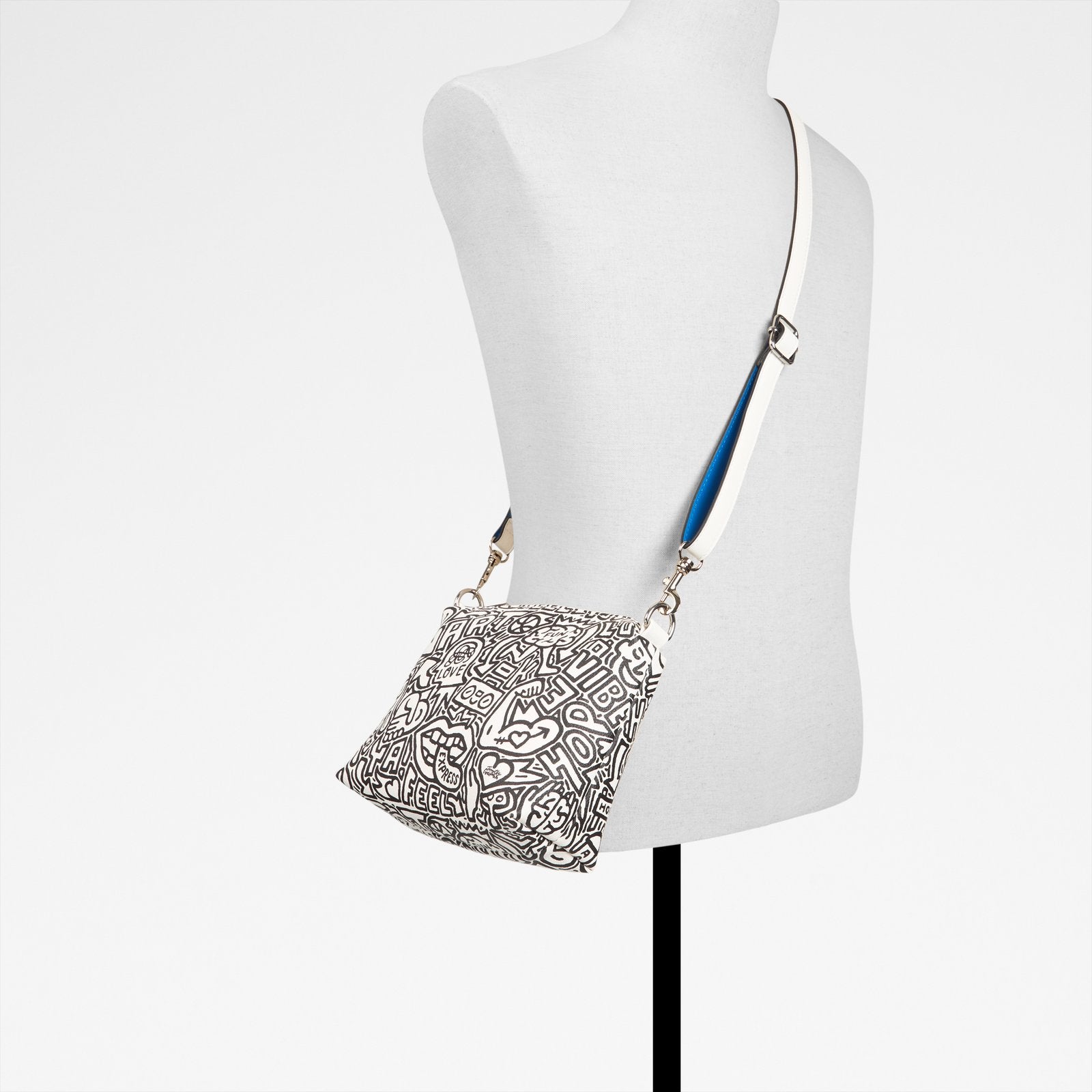 Tgoodman04 / Satchel