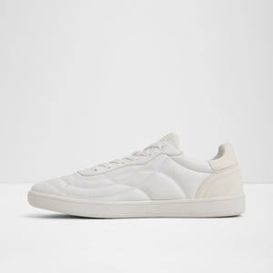 Thepitch / Sneakers