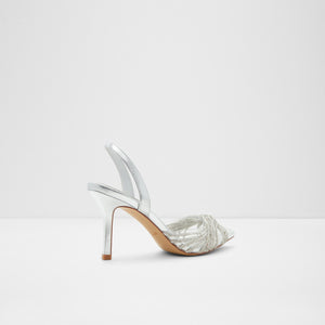 Thubeth / Heeled Shoes