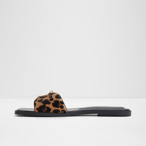 Tidella / Flat Sandals