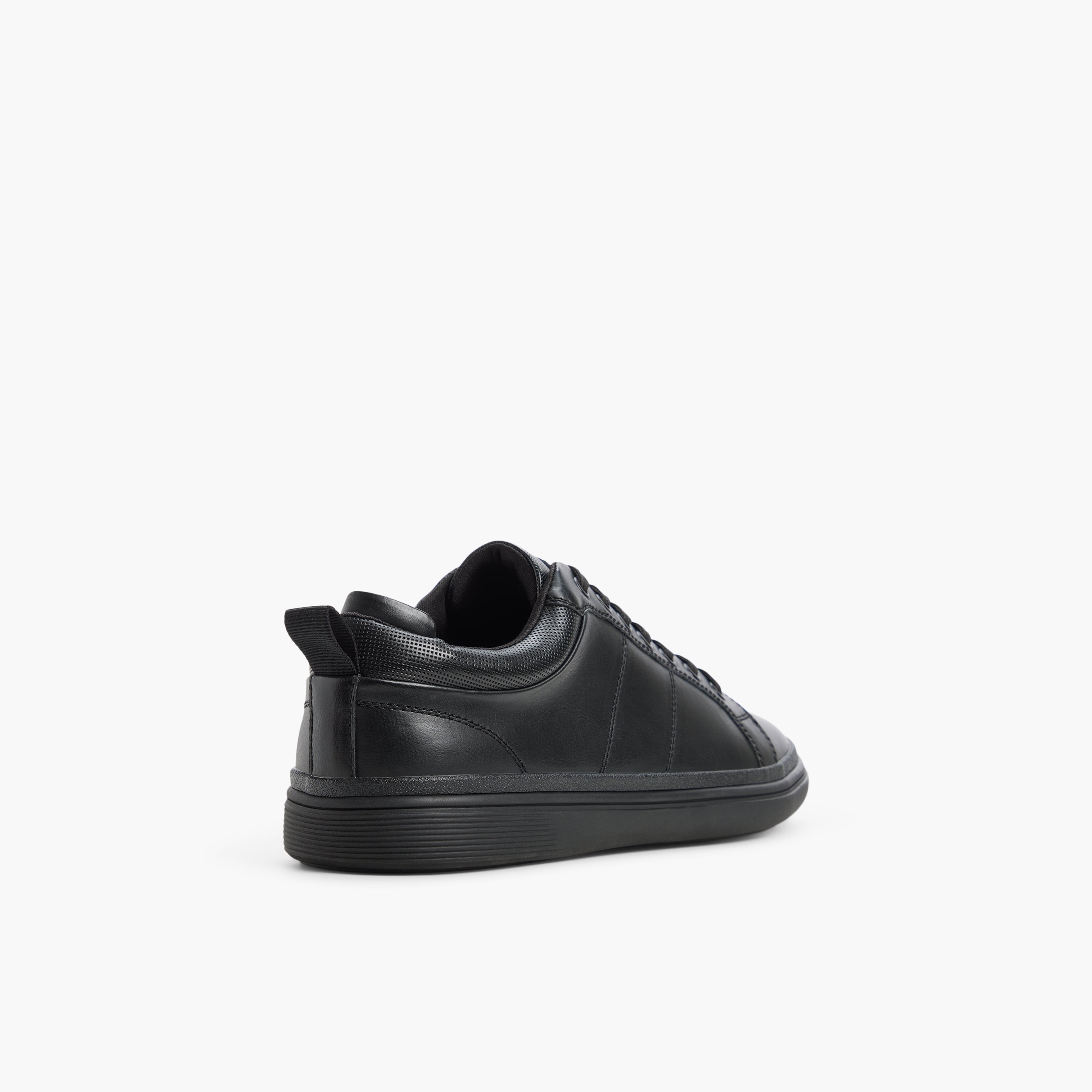 Tilden \ Lace Ups