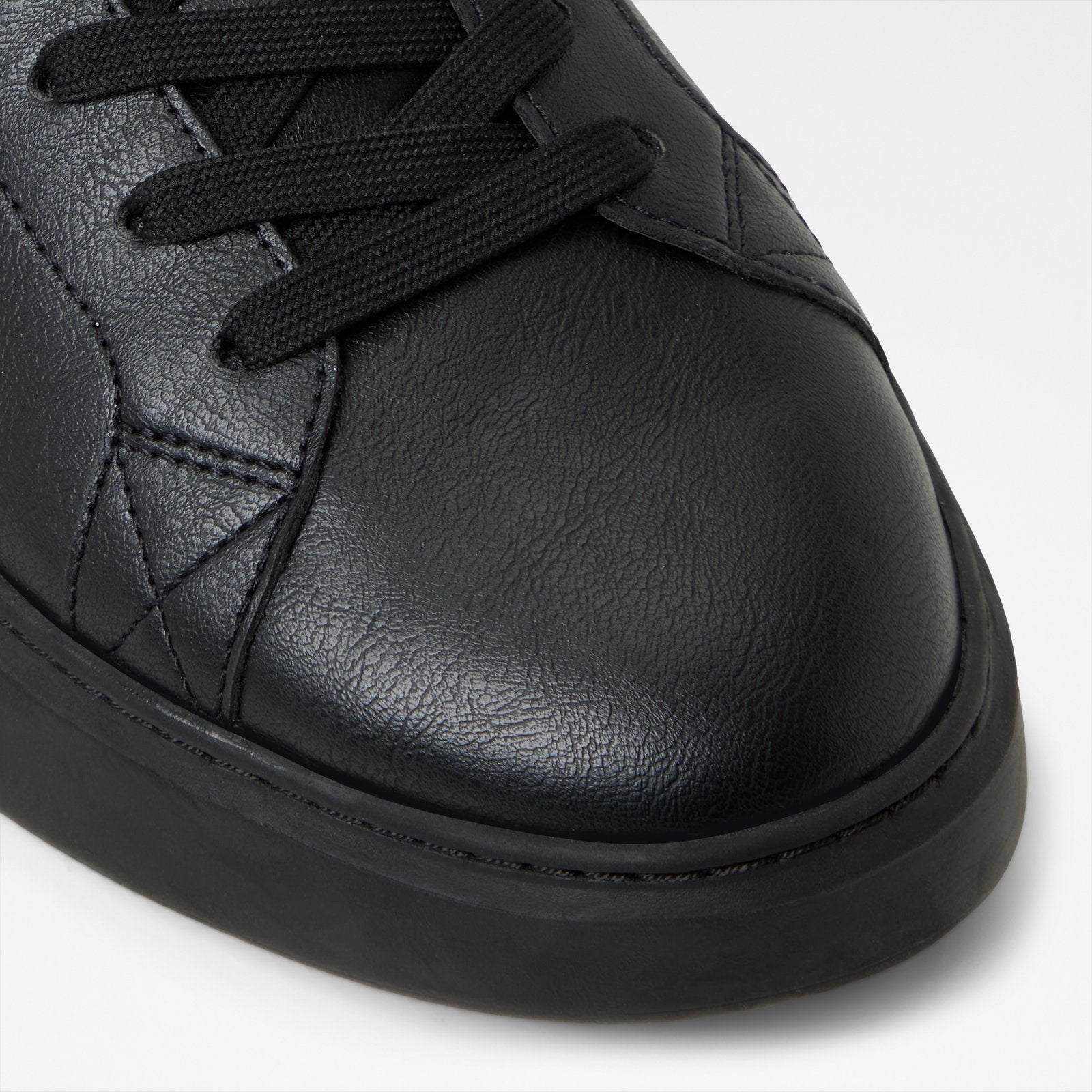 Toddy / Lace Ups