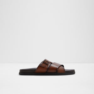 Torris / Slip Ons