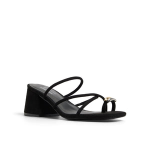 Tulumm / Heeled Sandals