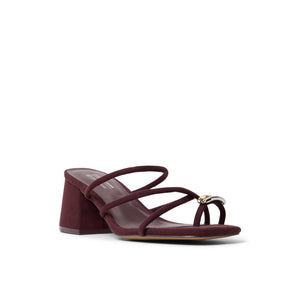 Tulumm / Heeled Sandals