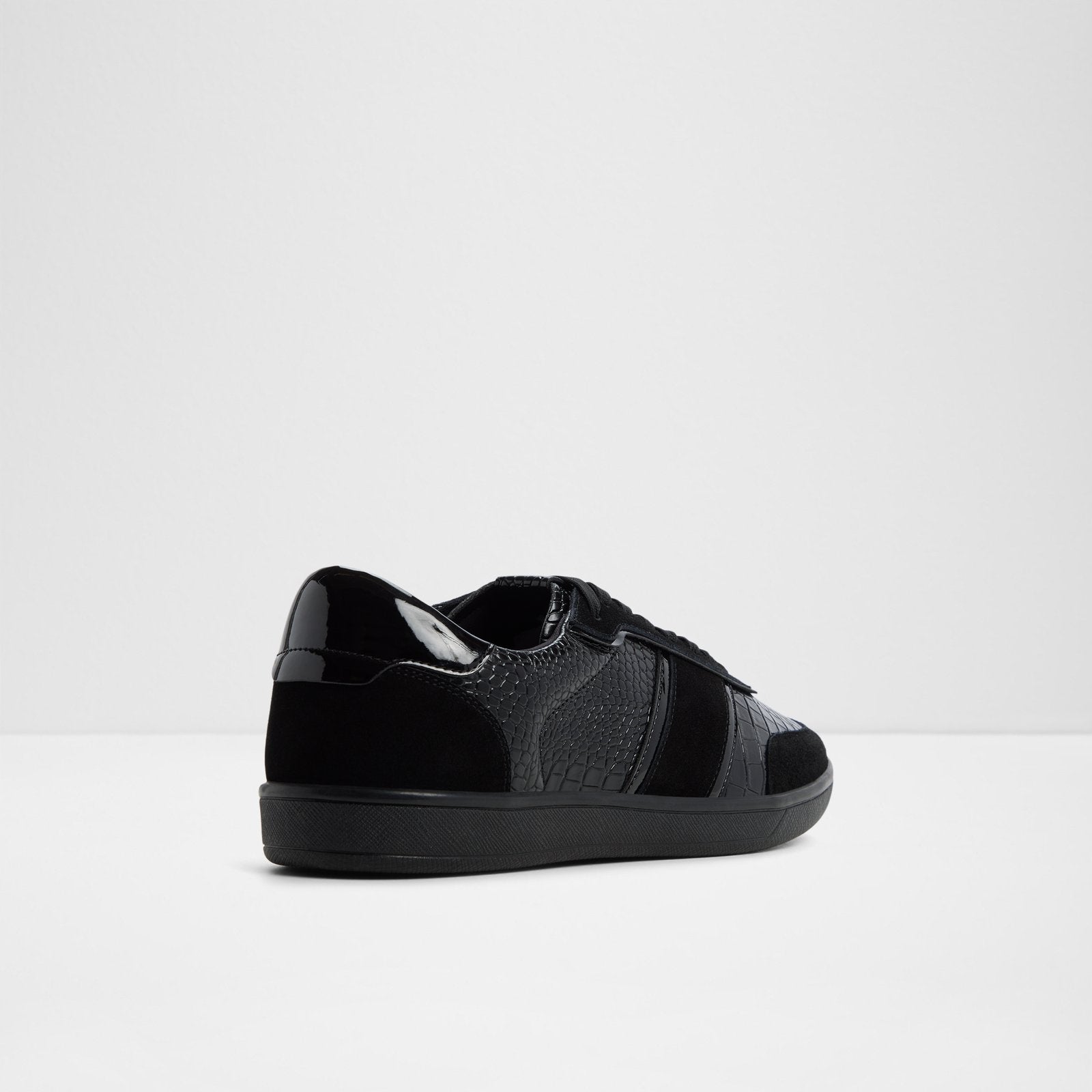Uptown / Sneakers