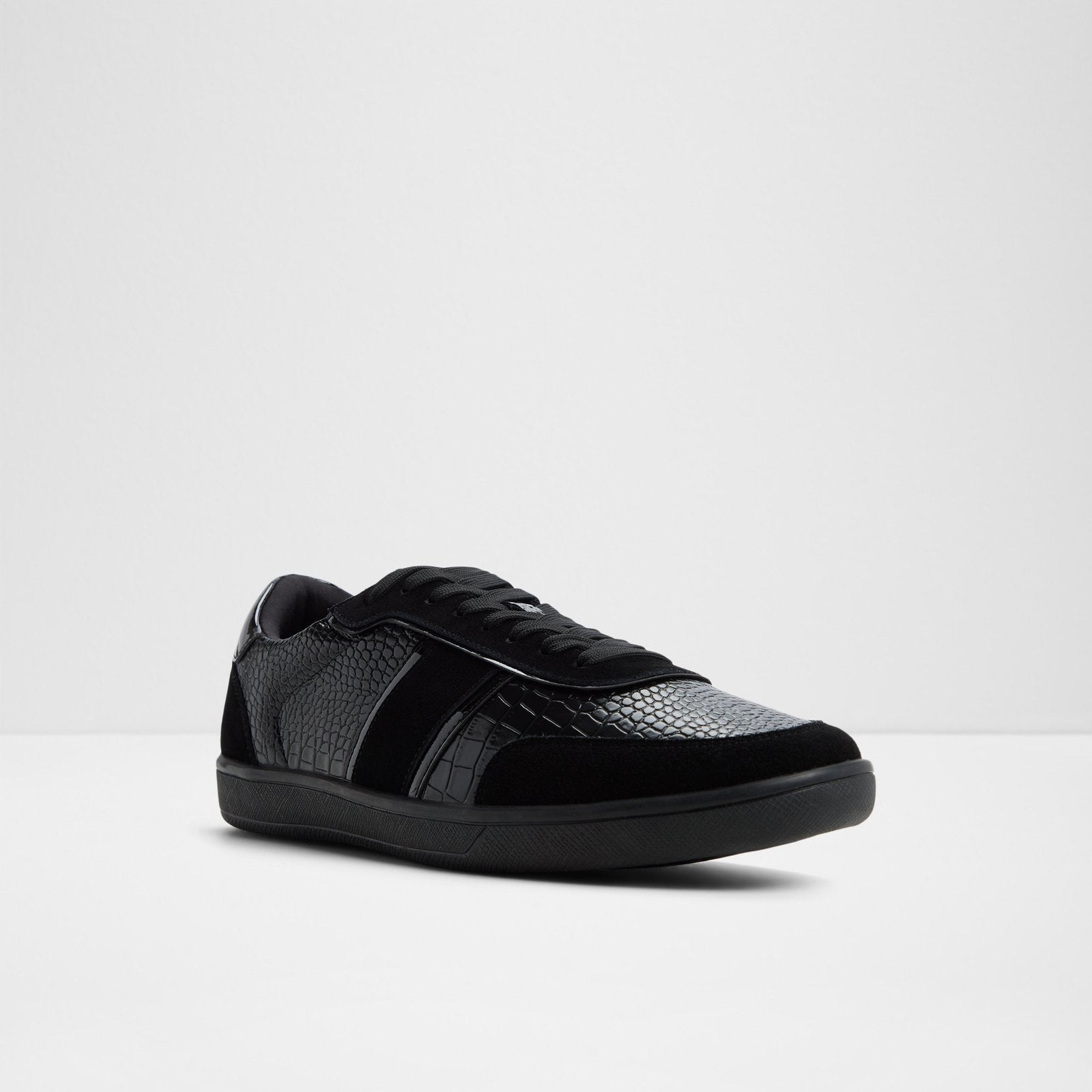 Uptown / Sneakers