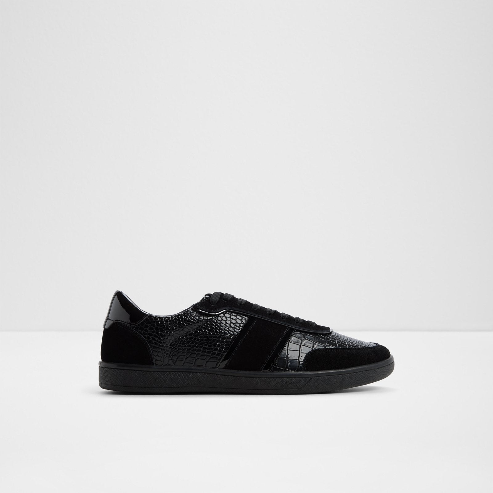 Uptown / Sneakers
