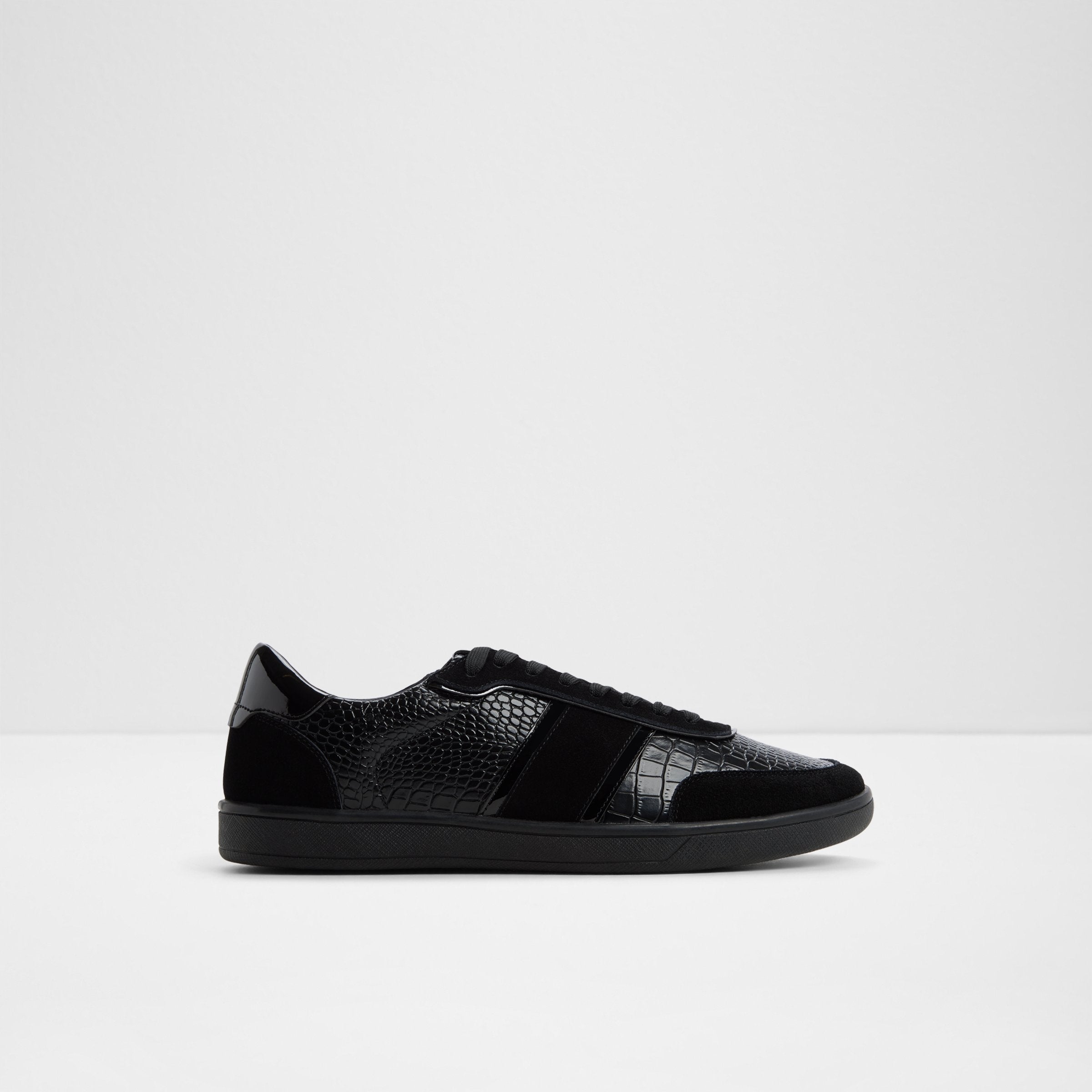 Uptown / Sneakers