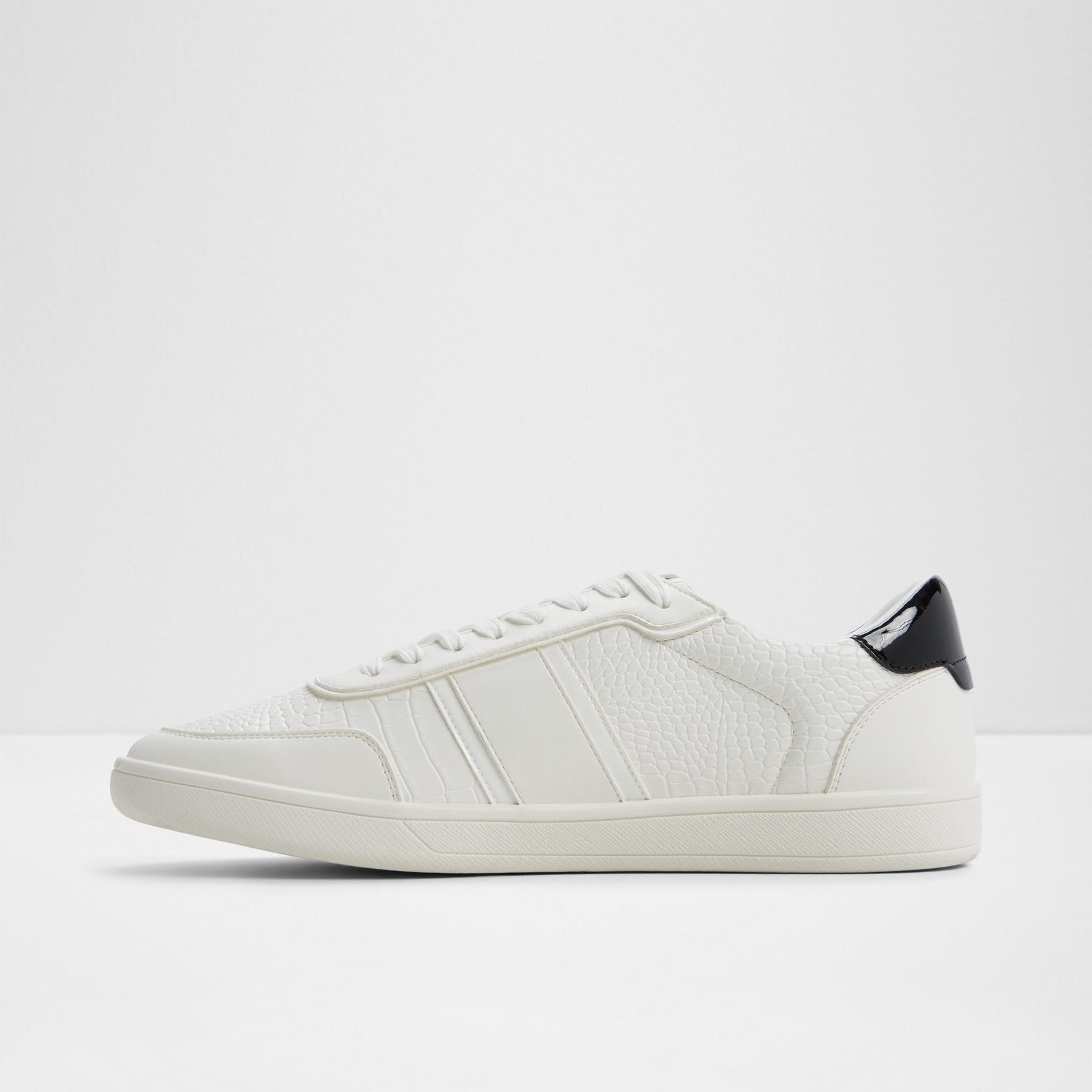 Uptown / Sneakers