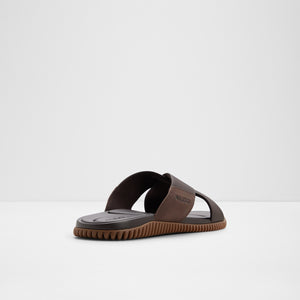 Valmar / Flat Sandals