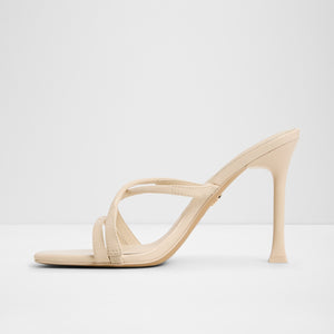 Velaia / Heeled Sandals