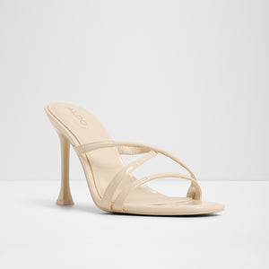 Velaia / Heeled Sandals