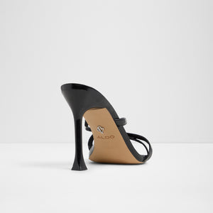 Velaia / Heeled Sandals