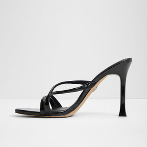 Velaia / Heeled Sandals