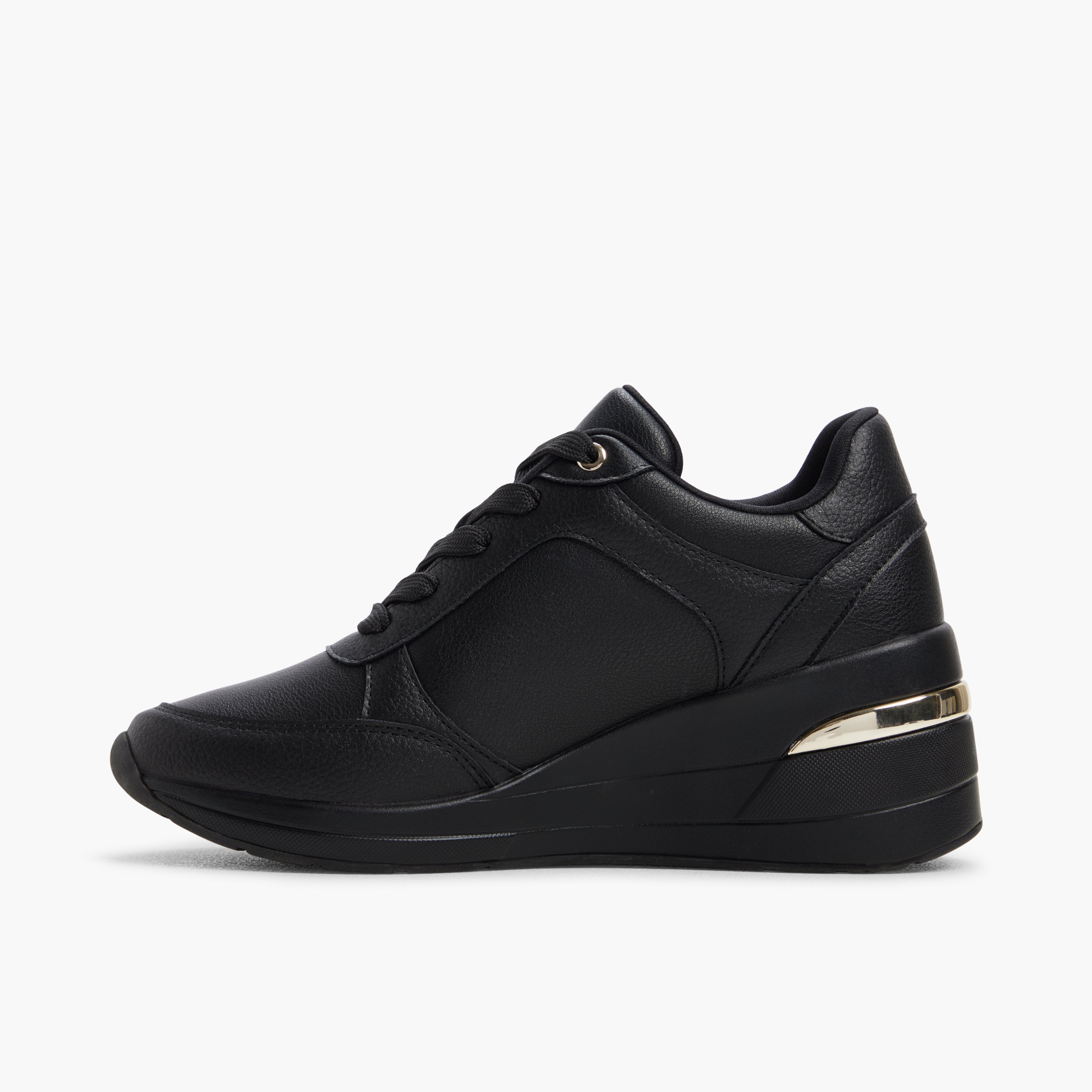 Vexa \ Sneakers