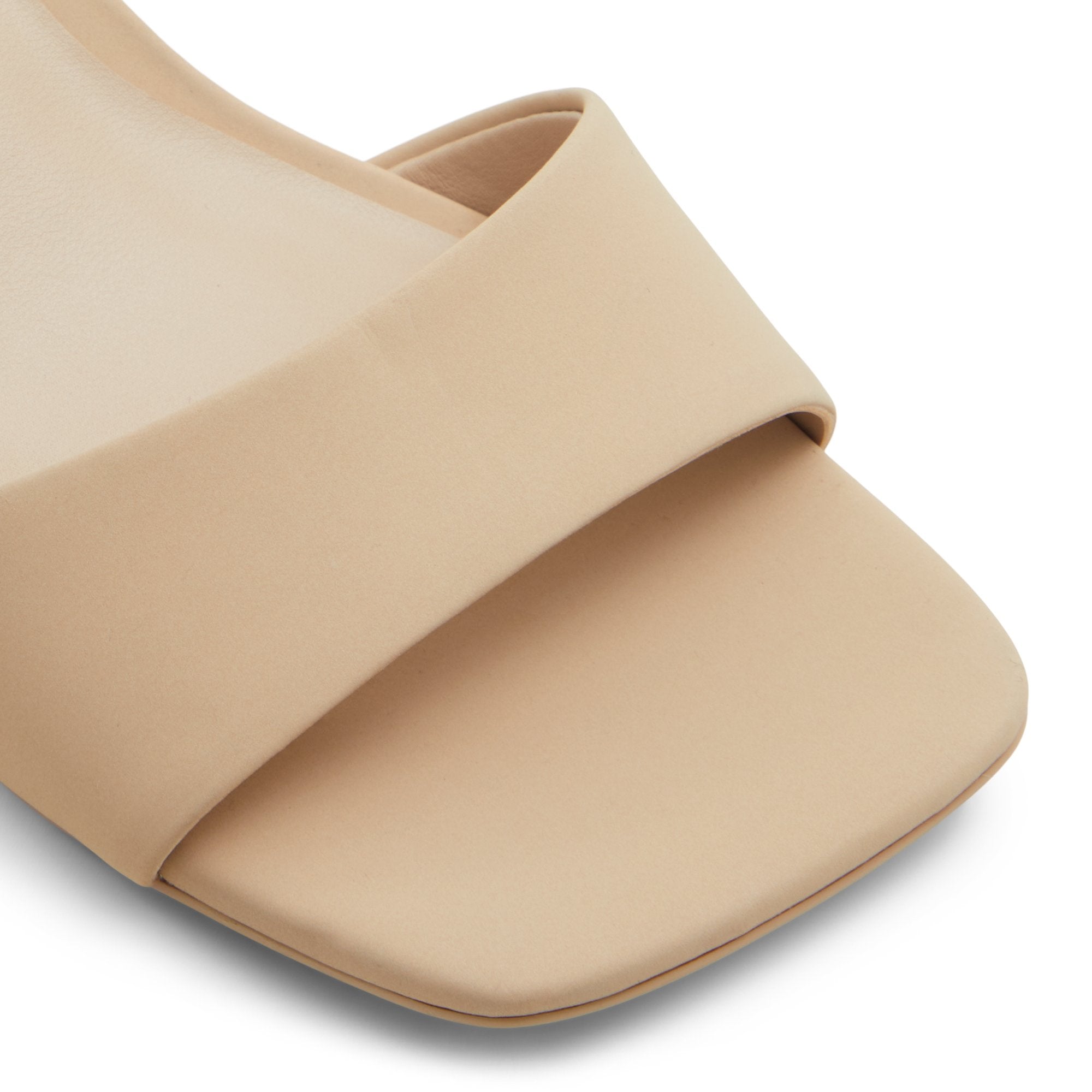 Vicki / Heeled Sandals