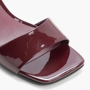 Vicki \ Heeled Sandals