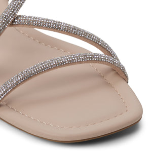 Viira / Flat Sandals