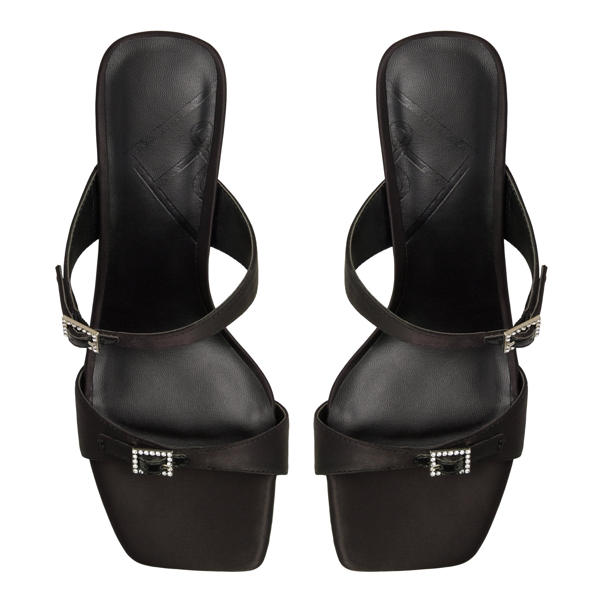 Viviennne / Heeled Sandals