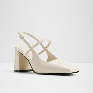 Weraweth / Heeled Shoes
