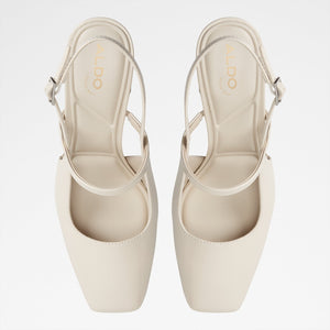 Weraweth / Heeled Shoes