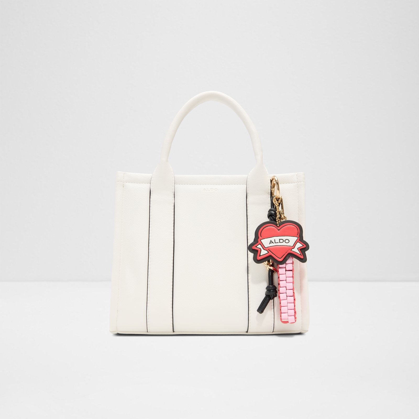 Whatisadam04 / Satchel