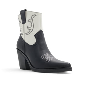 Wildwest / Ladies Footwear