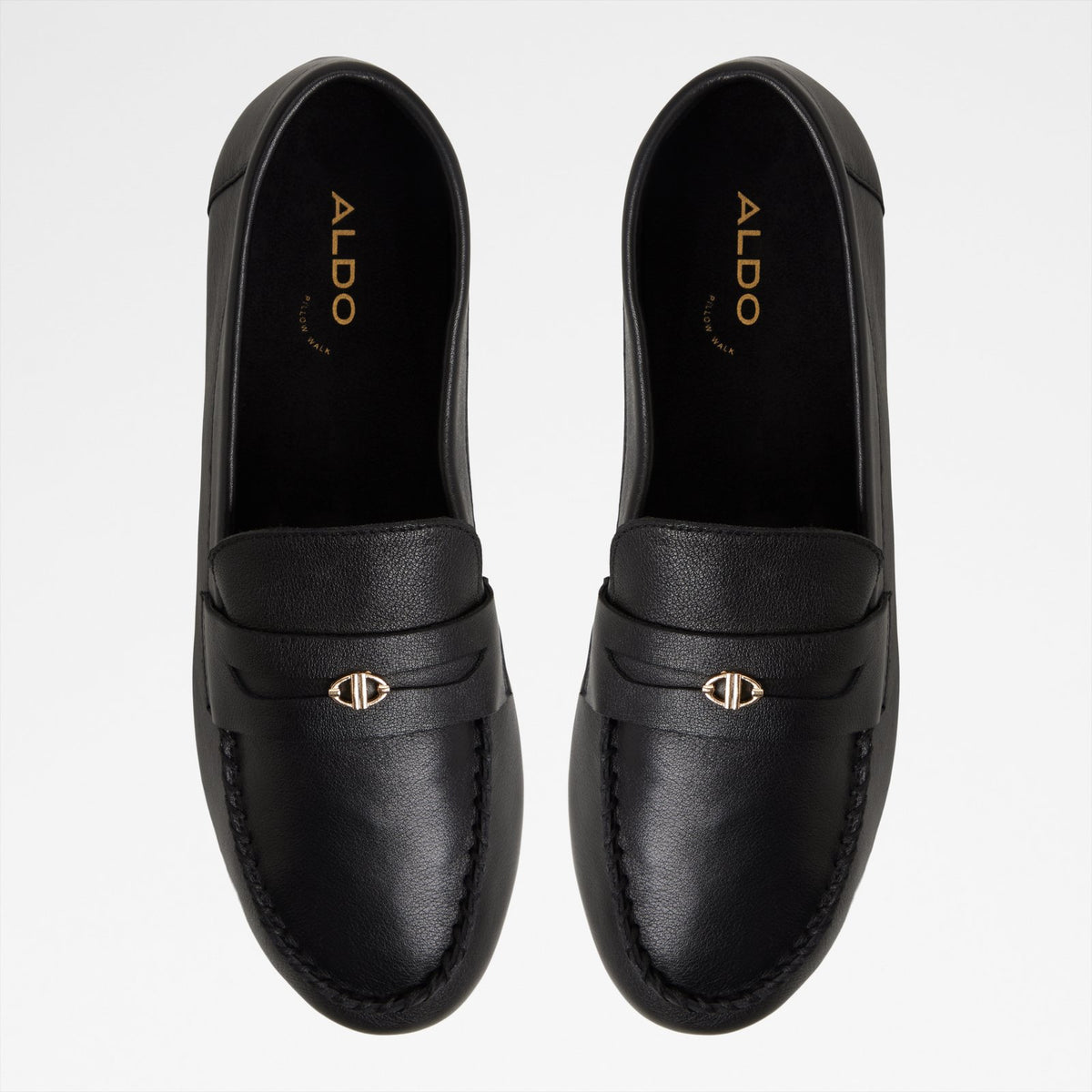 Wylaena / Slip Ons