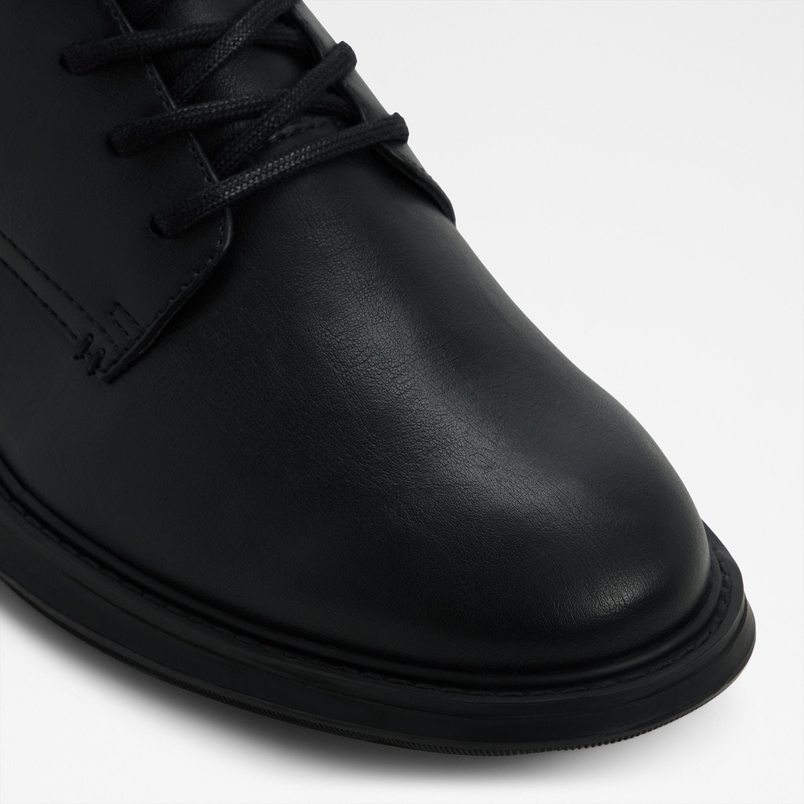 Wynder / Lace Ups