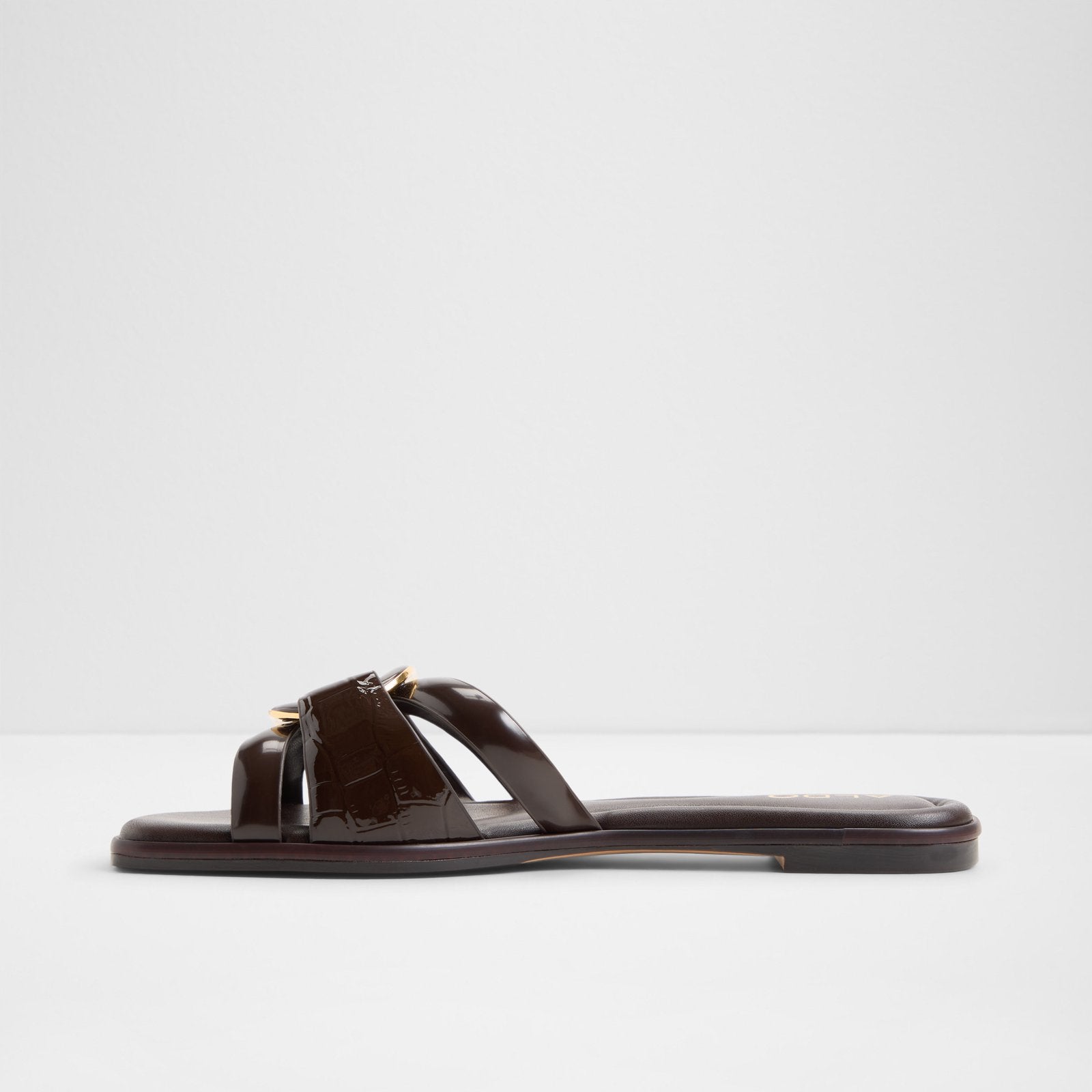 Yesenia / Flat Sandals