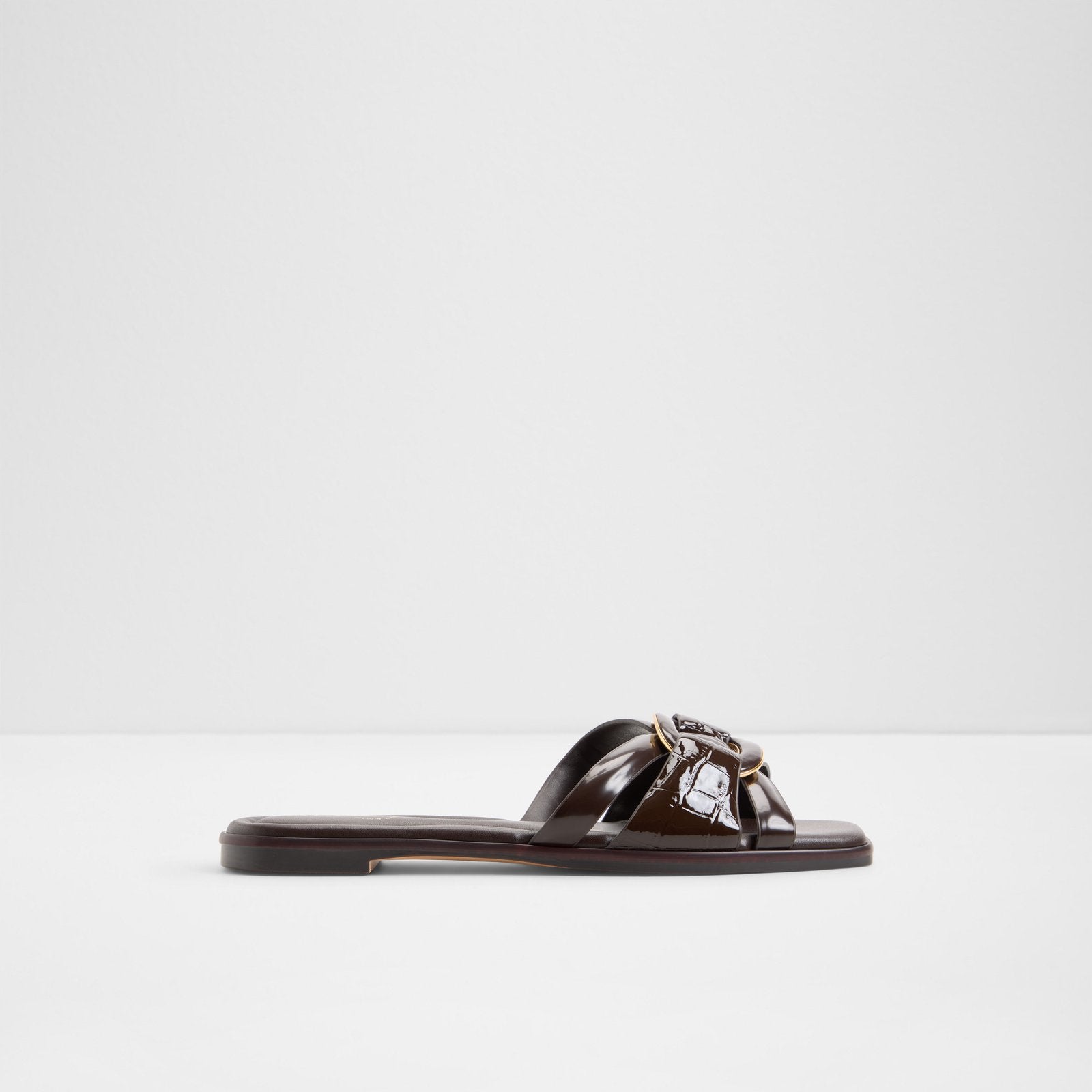 Yesenia / Flat Sandals