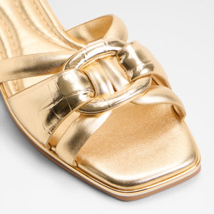 Yesenia / Flat Sandals
