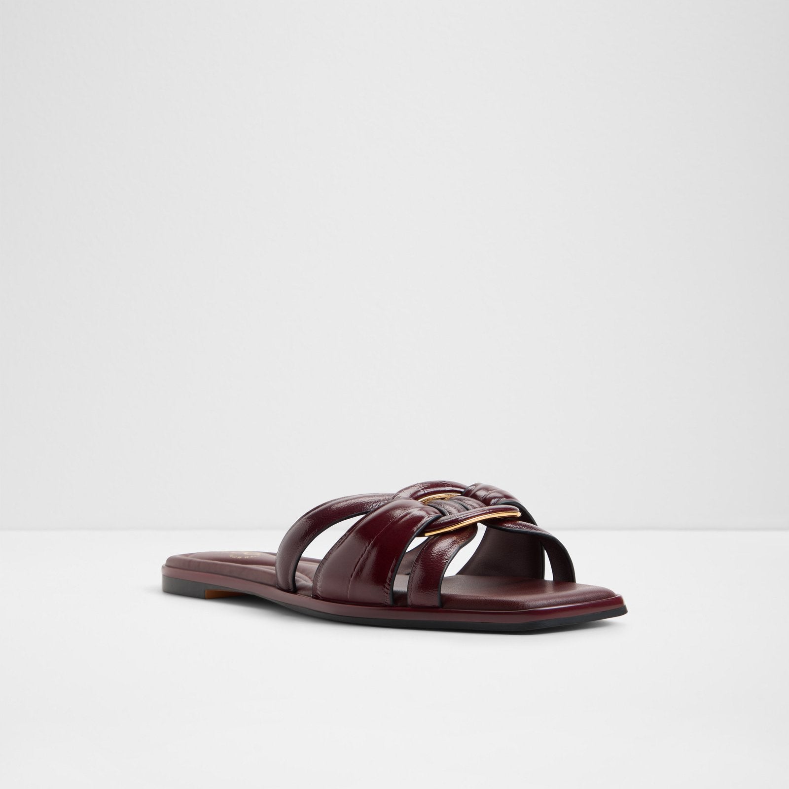 Yesenia / Flat Sandals