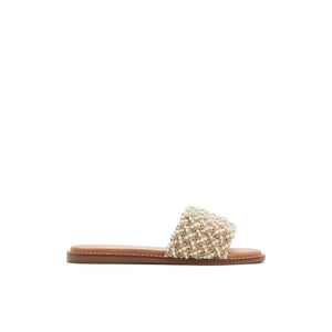 Zalani / Flat Sandals